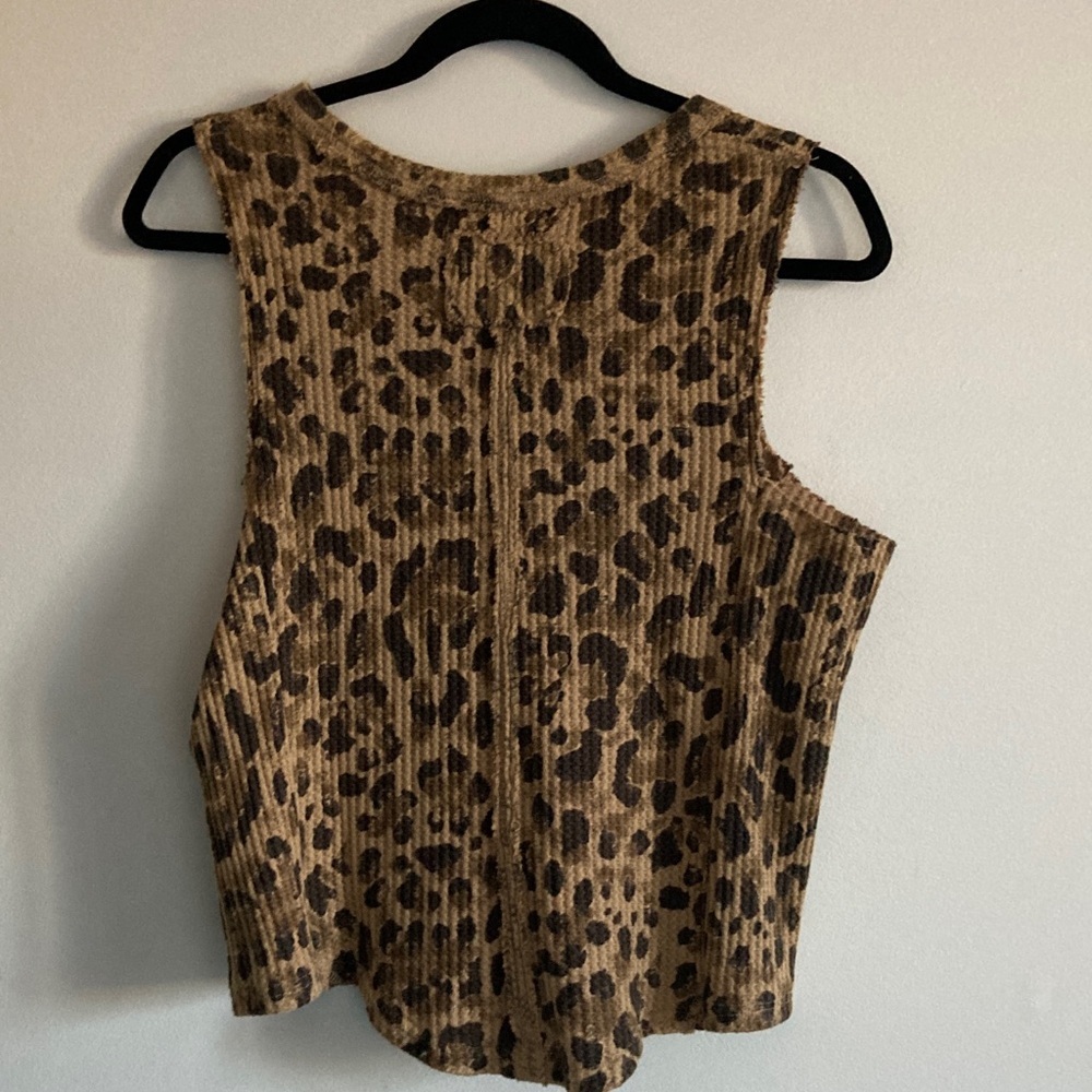 We The Free Leopard Print Muscle Tee XS Oversized 20” - Picture 6 of 6
